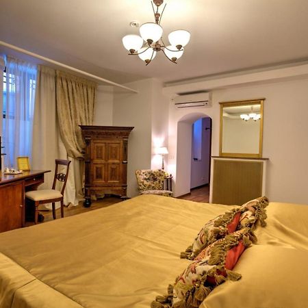 The Vintage - Wonderful Apartment In Best Location Craiova Exteriér fotografie