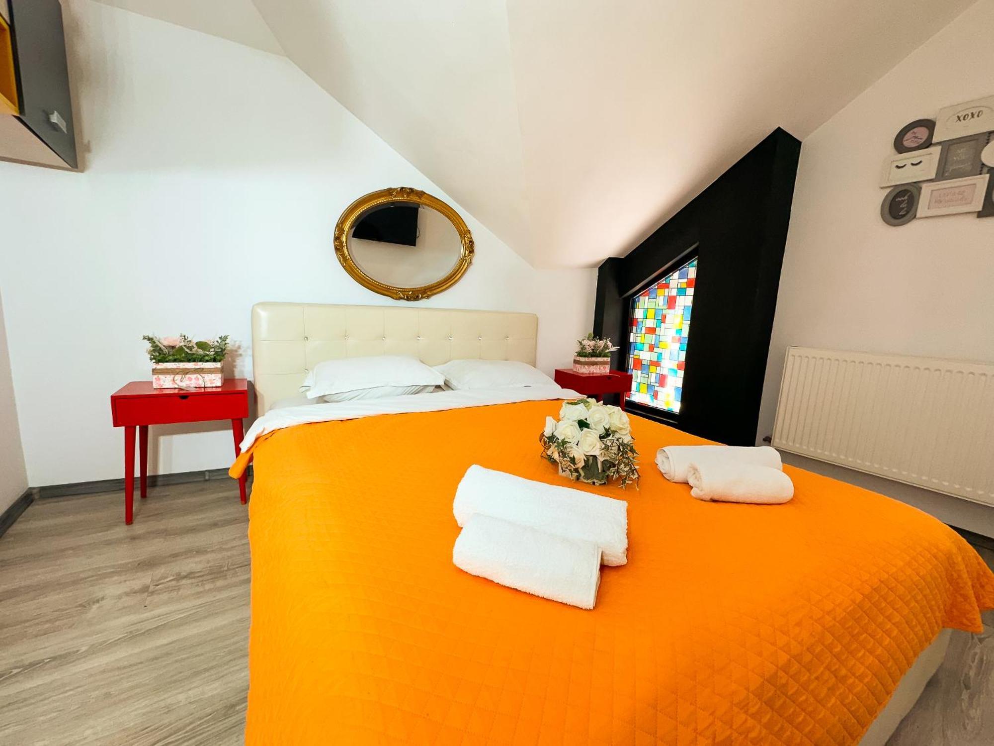 The Vintage - Wonderful Apartment In Best Location Craiova Exteriér fotografie